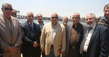 جانب من زيارة محمد عبد المطلب وزير الموارد المائية والرى