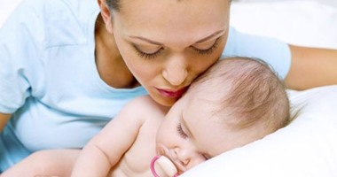 5 حقائق عن عادات نوم أطفالك.. أولها وضع روتين ما قبل النوم  