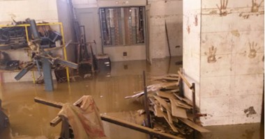 واتس آب : غرق مصنع فى مياه الصرف بالقاهرة الجديدة  