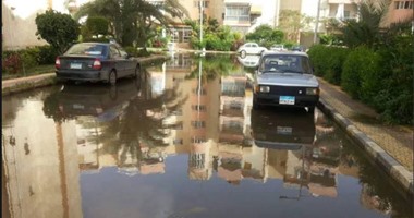 واتس آب  : مياه الصرف تغرق مدينة الضباط بسيدى بشر بالإسكندرية  