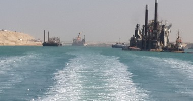 11كراكة تغادر مشروع التكريك بقناة السويس الجديدة آخرهم المرفأ الإماراتية  
