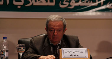رئيس جامعة عين شمس: 180 ألف طالب وطالبة بكليات الجامعة 