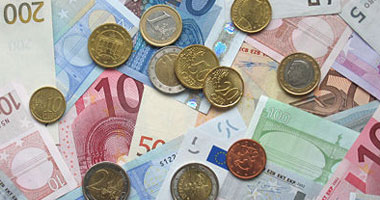 اليورو يرتفع مقابل الدولار مع ترقب اجتماع المركزى الأمريكى  