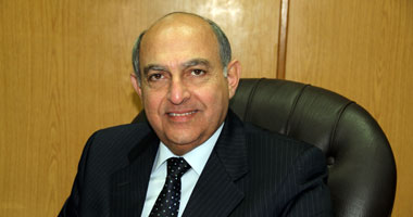 الدكتور عادل عبد الحليم رئيس الشركة القابضة للأدوية