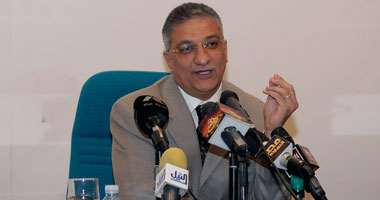  د. أحمد زكى بدر وزير التربية والتعليم