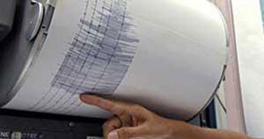 القومى للعلوم الجيوفيزيقية : زلزال بقوة 5.7 ضرب مصر وشعر به سكان القاهرة  