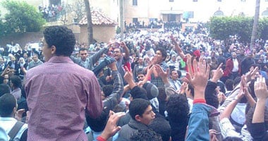 جانب من اعتصام طلاب "النصر" للبنين و"ليسيه الحرية"
