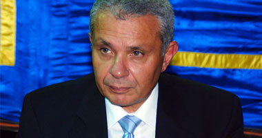 د.حسام كامل رئيس جامعة القاهرة 