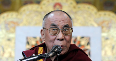14 من حائزى نوبل يطالبون بمنح الدالاى لاما تاشيرة جنوب افريقيا 