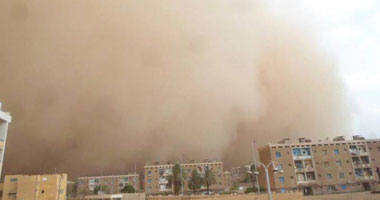 لليوم الثانى.. عاصفة ترابية تجتاح سماء محافظة الغربية وتتسبب فى انقطاع الكهرباء  