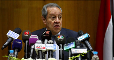 وزير التجارة الحكومة مستعدة لتقديم حوافز لبدء صناعة للسيارات فى مصر 
