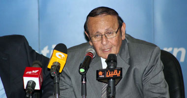 رئيس جامعة النيل: إطلاق اسم عبد العزيز حجازى على قاعة للاجتماعات  